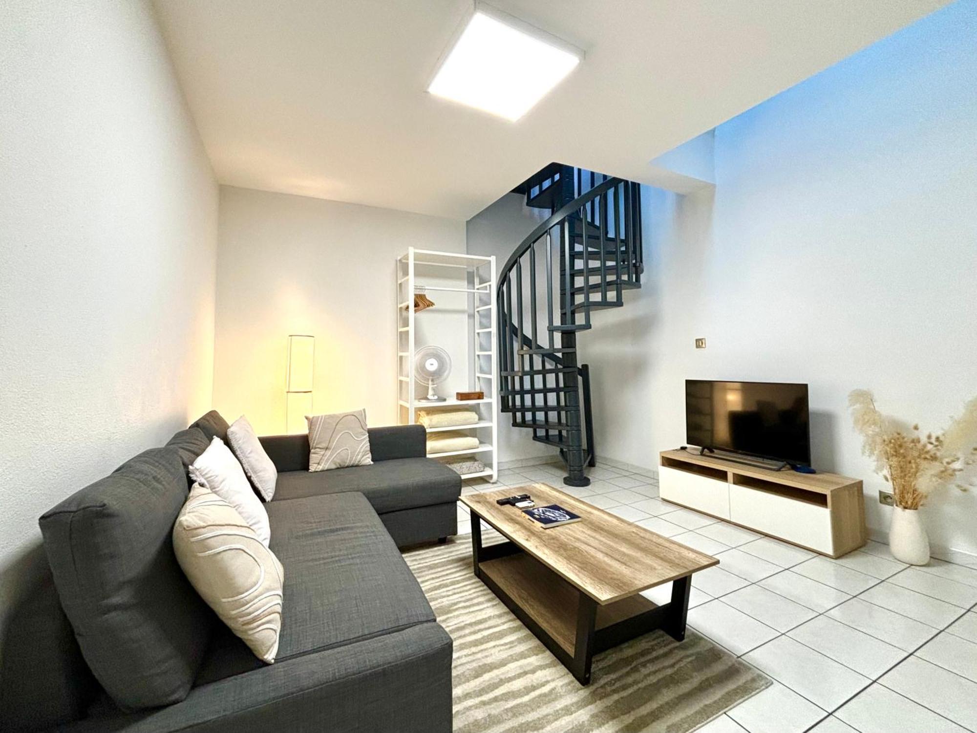 Charmant Duplex - Hyper Centre - 44M2 Proche Place Stanislas Nancy Esterno foto